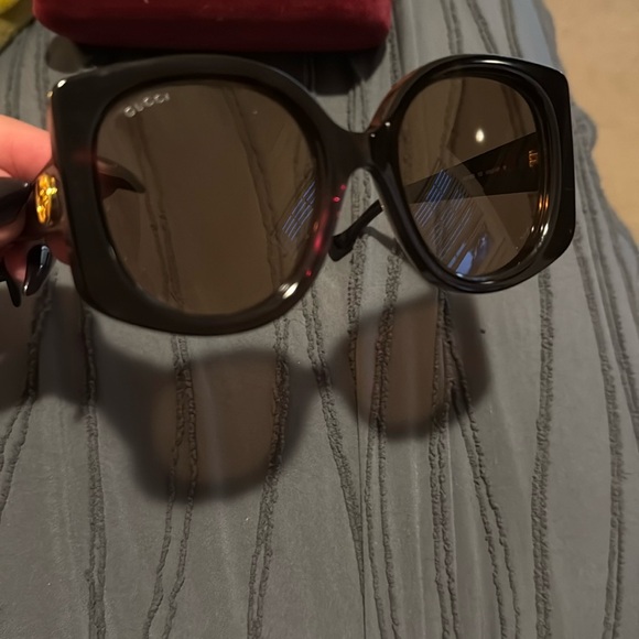 Gucci Accessories - Next to new Gucci sunglasses